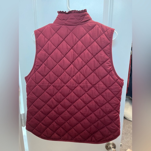 J crew MERCANTILE maroon vest - Picture 3 of 3